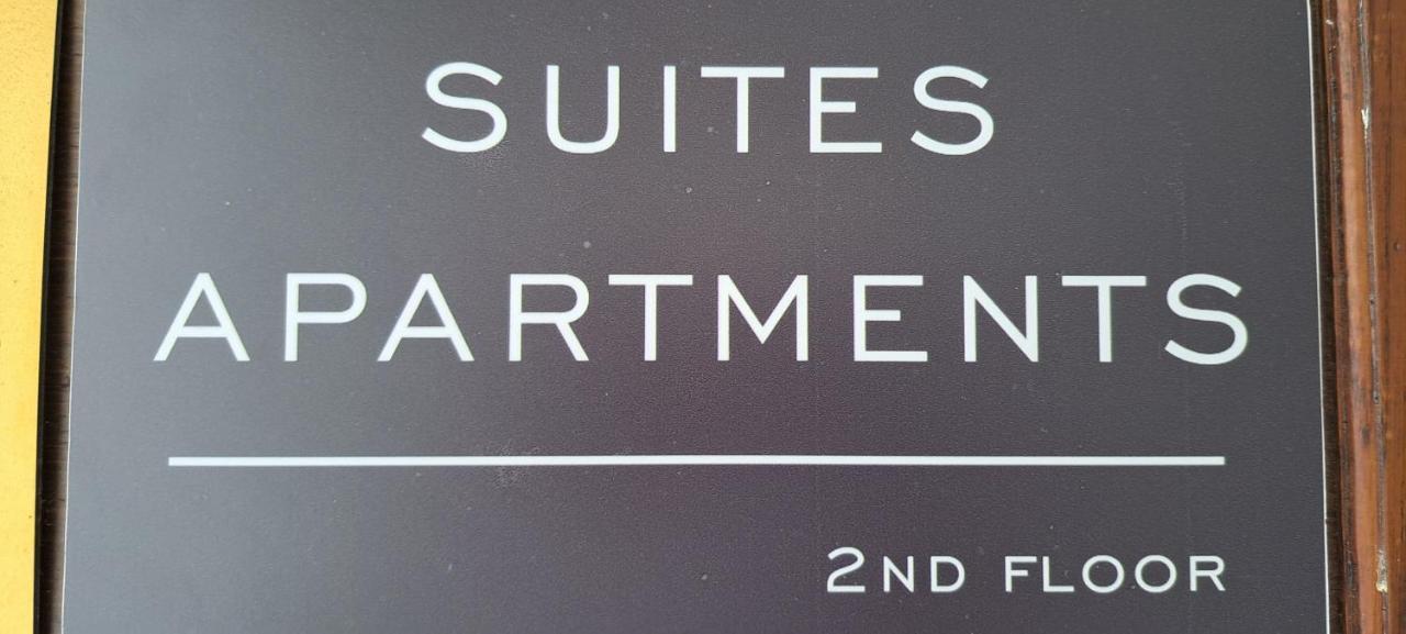 Aurora Suite Apartment 칼람파카 외부 사진